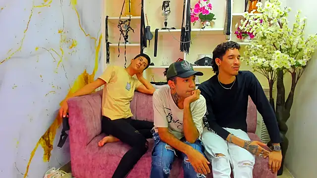 Bvlgar Guys online show from 09-11-25, 05:18