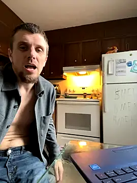 Snapshot of alwayshorny90 chatting on 10-29-25, 07:15 alwayshorny90 online show from 10-29-25, 07:15