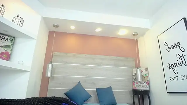 AlexandraCambell online show from 11-26-25, 12:39