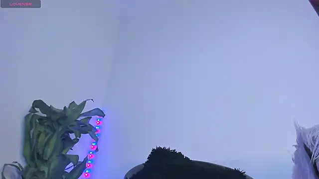 Lucy shen  online show from 11-07-25, 01:16