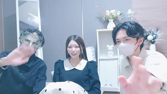 Snapshot of Reto-sama chatting on 10-14-25, 01:12 Reto-sama online show from 10-14-25, 01:12