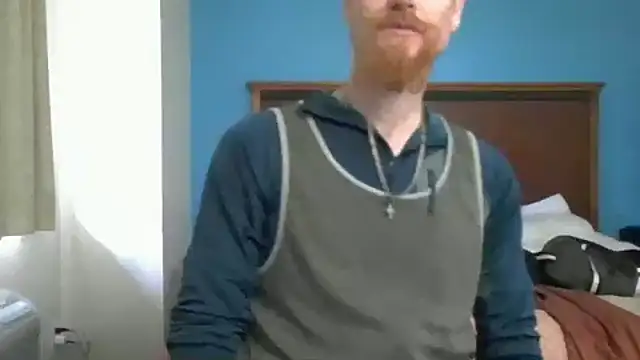 Snapshot of Wildcardhawk chatting on 10-31-25, 10:44 Wildcardhawk online show from 10-31-25, 10:44