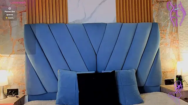 angel  red  online show from 09-25-25, 01:20