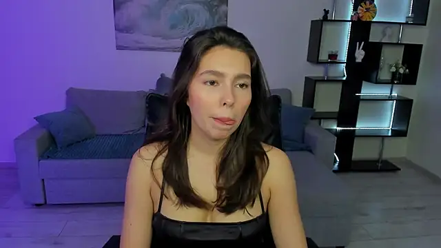 LounaDivine online show from 11-11-25, 05:40