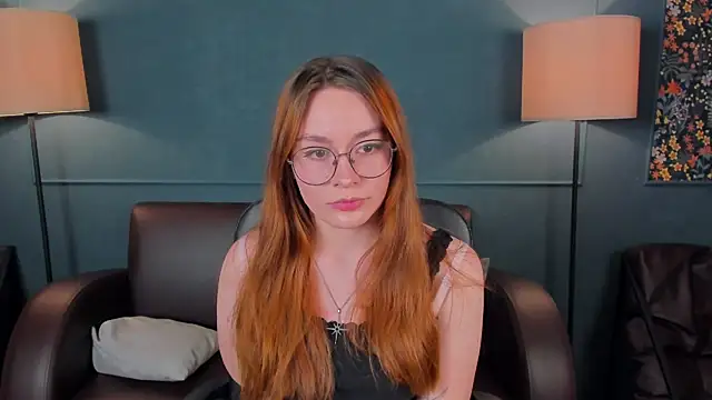 LanaAirlie online show from 10-21-25, 03:29