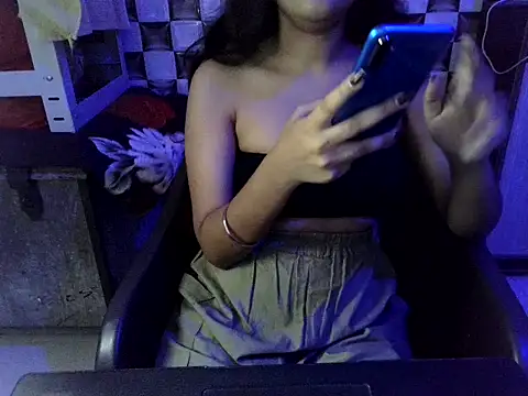 Snapshot of Beautiful_ladki chatting on 09-11-25, 06:08 Beautiful ladki online show from 09-11-25, 06:08