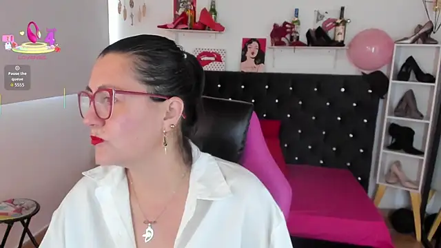 Snapshot of D_Martii chatting on 09-09-25, 12:05 D Martii online show from 09-09-25, 12:05