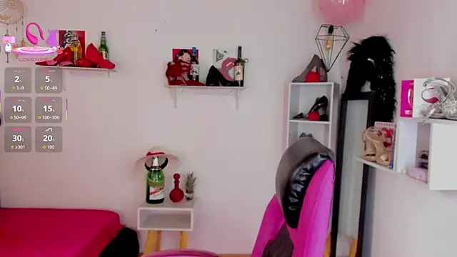 Snapshot of D_Martii chatting on 09-18-25, 12:40 D Martii online show from 09-18-25, 12:40