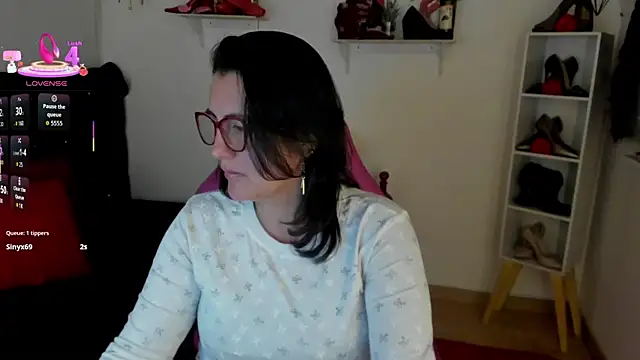 Snapshot of D_Martii chatting on 09-20-25, 11:28 D Martii online show from 09-20-25, 11:28