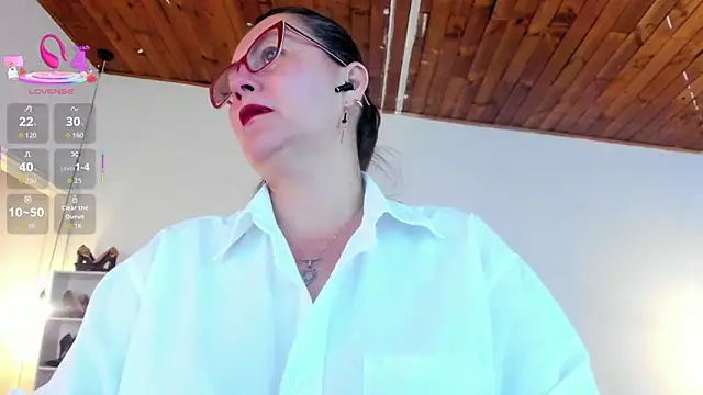 Snapshot of D_Martii chatting on 10-16-25, 12:50 D Martii online show from 10-16-25, 12:50