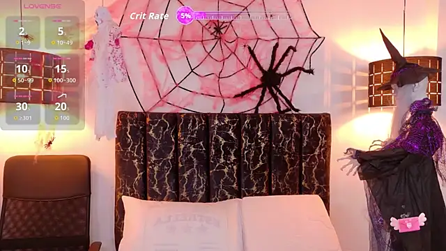 Snapshot of evvaa_moon69 chatting on 10-20-25, 01:11 evvaa moon69 online show from 10-20-25, 01:11