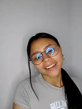 SofieLove 01 online show from 02-14-26, 08:22