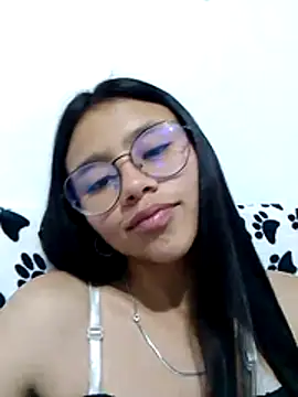 SofieLove 01 online show from 04-26-26, 08:56