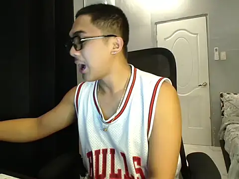 pinoyAdrianneXXX online show from 10-13-25, 02:11