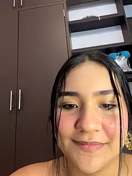 noa moon online show from 12-21-25, 04:14