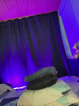 EVAH LEE  online show from 06-17-26, 03:31