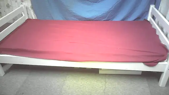 Snapshot of boy40bi chatting on 10-06-25, 11:24 boy40bi online show from 10-06-25, 11:24