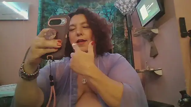 lil-gemini-hippy online show from 05-06-26, 05:03