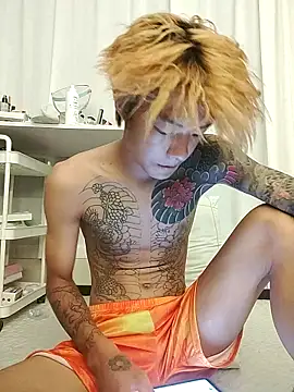 Snapshot of junjun1189 chatting on 09-09-25, 01:43 junjun1189 online show from 09-09-25, 01:43