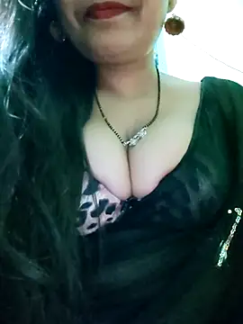 Sofia-ex online show from 12-17-25, 07:03