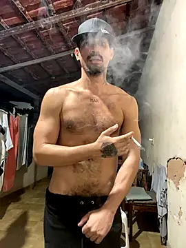 Snapshot of nando__master37 chatting on 11-02-25, 06:05 nando  master37 online show from 11-02-25, 06:05