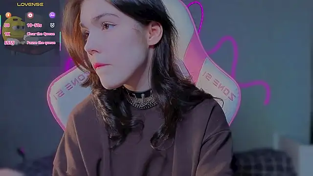 Sophie SkyAngel online show from 05-06-26, 05:40