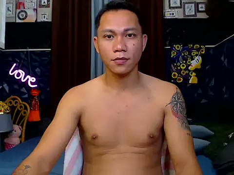 Snapshot of princenavheen chatting on 10-27-25, 02:37 princenavheen online show from 10-27-25, 02:37