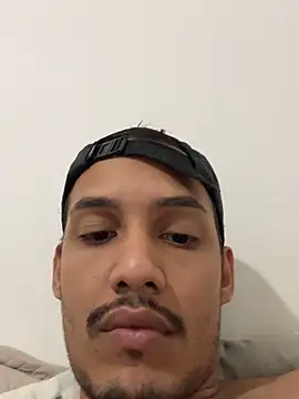 Snapshot of BAGHEERAPGG chatting on 10-15-25, 04:23 BAGHEERAPGG online show from 10-15-25, 04:23