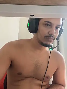 Snapshot of BAGHEERAPGG chatting on 04-14-26, 12:55 BAGHEERAPGG online show from 04-14-26, 12:55