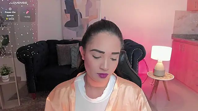 Snapshot of Sharon_breezee chatting on 09-09-25, 04:01 Sharon breezee online show from 09-09-25, 04:01