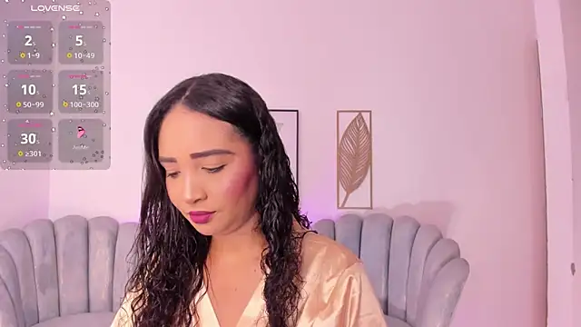 Snapshot of Sharon_breezee chatting on 09-30-25, 07:19 Sharon breezee online show from 09-30-25, 07:19