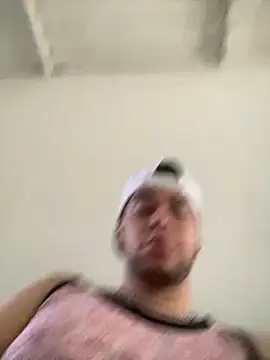 Snapshot of enzo_vittale03_ chatting on 09-25-25, 11:14 enzo vittale03 online show from 09-25-25, 11:14