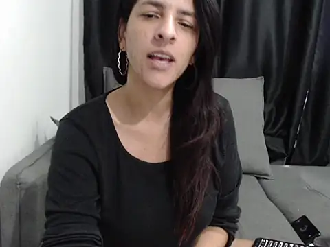 Snapshot of kelmacettare chatting on 10-27-25, 05:28 kelmacettare online show from 10-27-25, 05:28