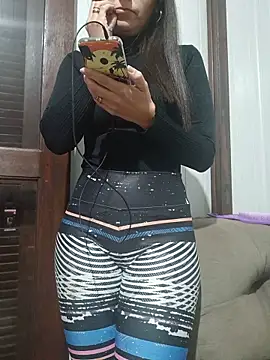 Snapshot of cicinha3657 chatting on 06-18-26, 04:57 cicinha3657 online show from 06-18-26, 04:57
