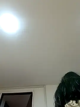 LilyCutee  online show from 09-14-25, 05:45