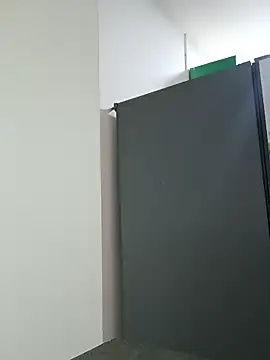 LilyCutee  online show from 09-18-25, 06:54