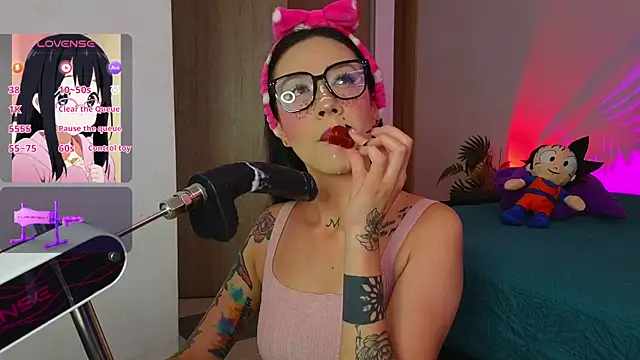 ValentinaBianchi online show from 09-22-25, 07:38