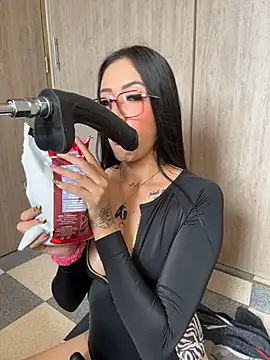 ValentinaBianchi online show from 04-30-26, 06:25