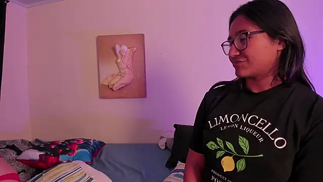 CrazyCakes  online show from 11-25-25, 02:55