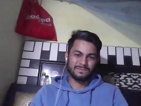 ursdreamperson online show from 12-18-25, 04:29