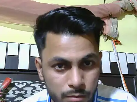 Snapshot of ursdreamperson chatting on 04-20-26, 02:20 ursdreamperson online show from 04-20-26, 02:20