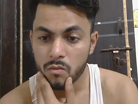 Snapshot of ursdreamperson chatting on 04-24-26, 02:41 ursdreamperson online show from 04-24-26, 02:41