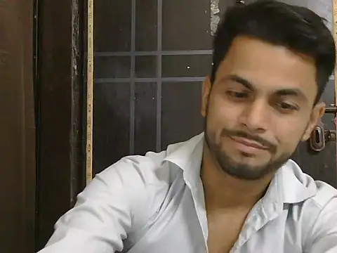 Snapshot of ursdreamperson chatting on 05-06-26, 01:47 ursdreamperson online show from 05-06-26, 01:47