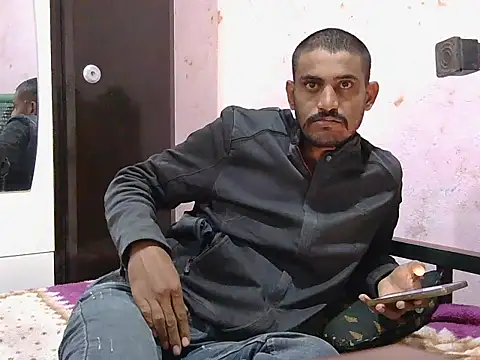 Snapshot of krishjaat43 chatting on 12-16-25, 06:07 krishjaat43 online show from 12-16-25, 06:07