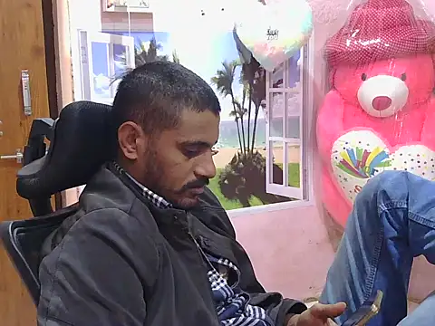 Snapshot of krishjaat43 chatting on 12-22-25, 10:01 krishjaat43 online show from 12-22-25, 10:01