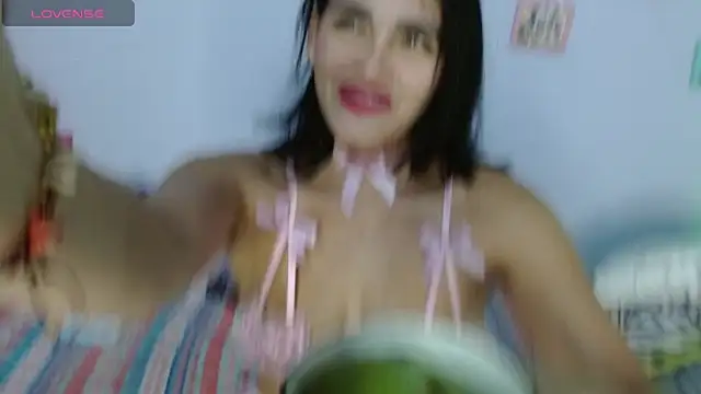 angelly  kate online show from 06-11-26, 01:27
