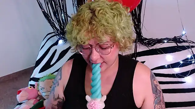 XxGreenGoodxX online show from 02-17-26, 09:54