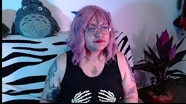 XxGreenGoodxX online show from 03-08-26, 03:21