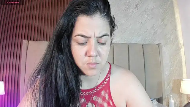 Cris Spicy  online show from 05-08-26, 04:12