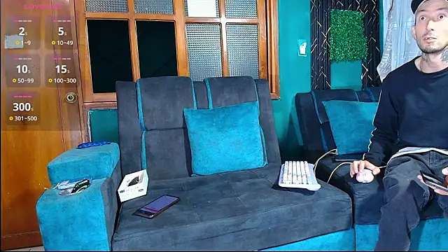 Snapshot of tom-y-alexa chatting on 03-05-26, 12:39 tom-y-alexa online show from 03-05-26, 12:39